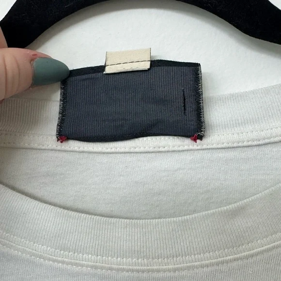 Gucci Graphic Tee - Picture 4 of 6